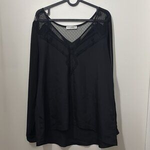 Gentle Fawn Long Sleeved Blouse With Lace sheer Design